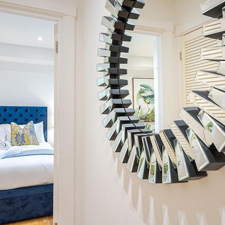Chic Belgravia Hideaway With Private Patio 10 Mins To Harrods Londres Exterior foto