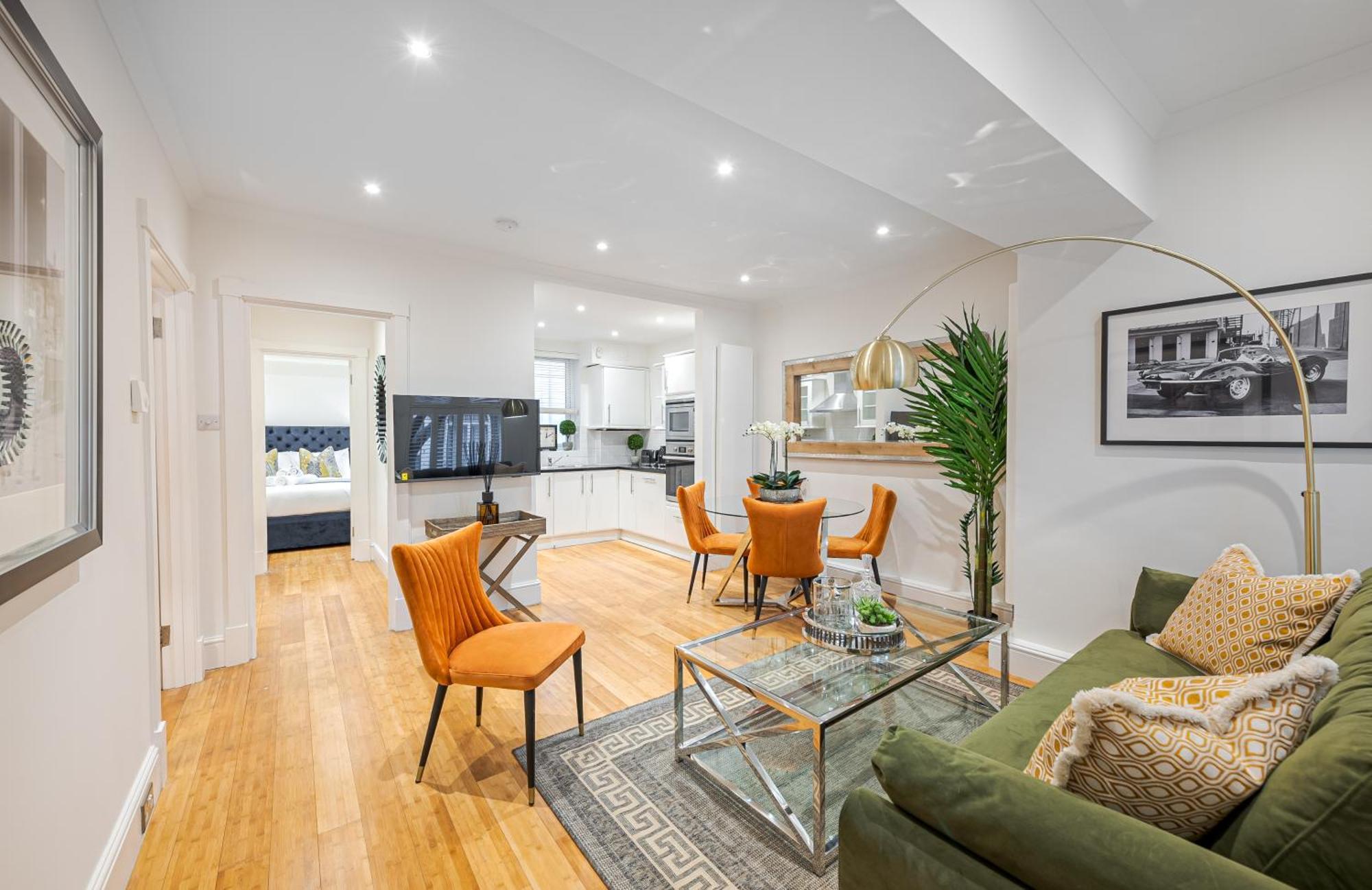 Chic Belgravia Hideaway With Private Patio 10 Mins To Harrods Londres Exterior foto