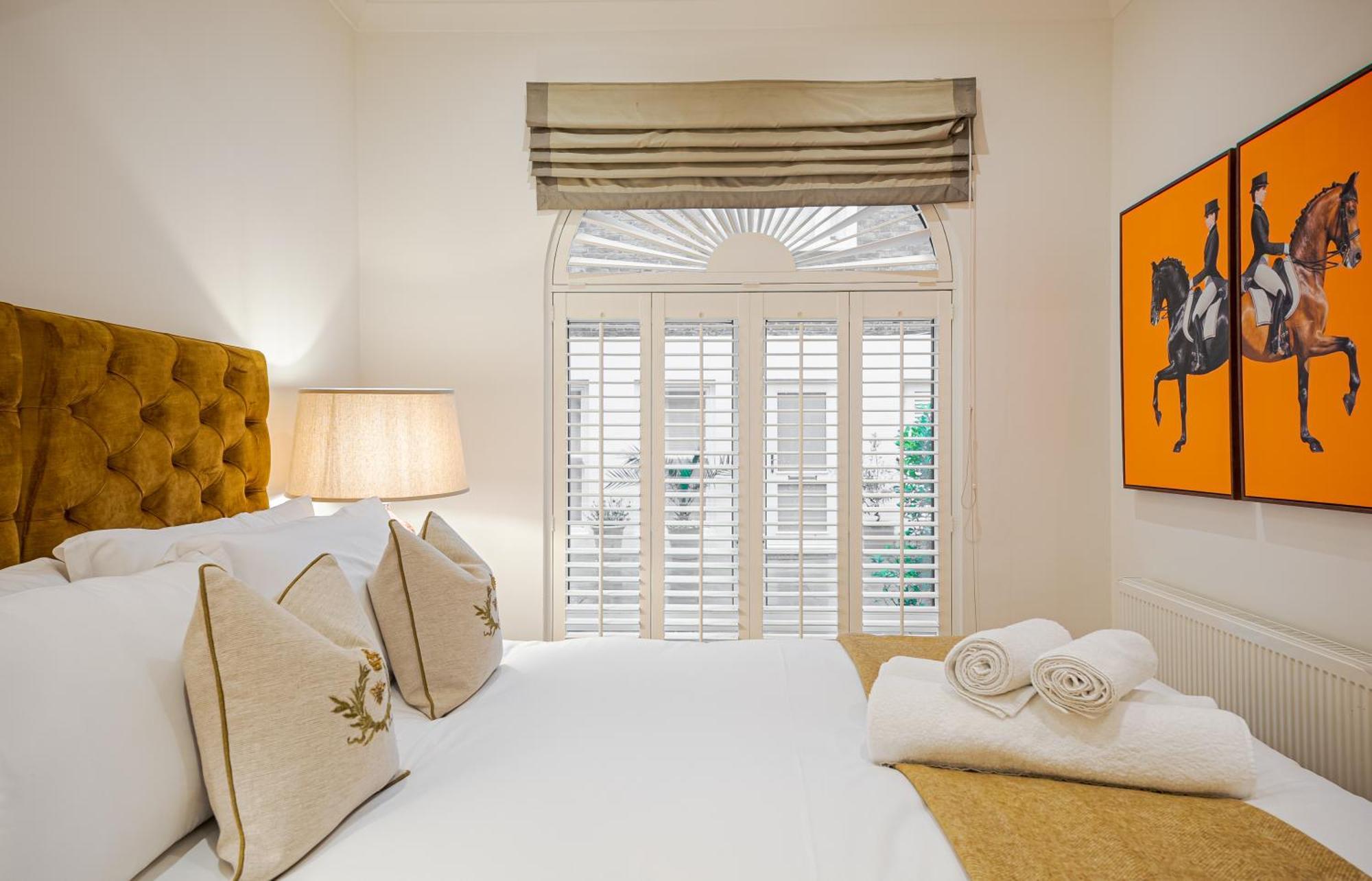 Chic Belgravia Hideaway With Private Patio 10 Mins To Harrods Londres Exterior foto